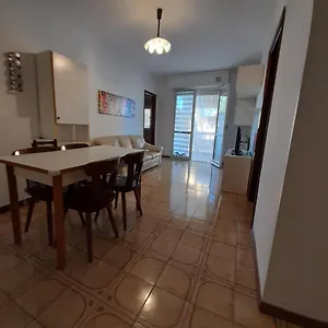 Casa Irene Luni